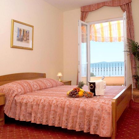 פודגורה Aparthotel Villa Mozart מראה חיצוני תמונה